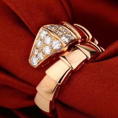 寶格麗齒輪和回形針那個受歡迎 盤點寶格麗的戒指回收幾成.jpg 寶格麗齒輪和回形針那個受歡迎 盤點寶格麗的戒指回收幾成.jpg