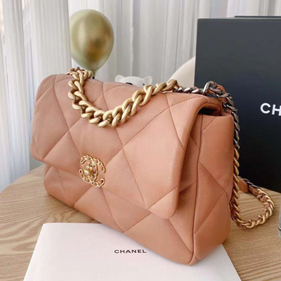 閑置包包回收應(yīng)該去哪里.jpg 閑置包包回收應(yīng)該去哪里.jpg