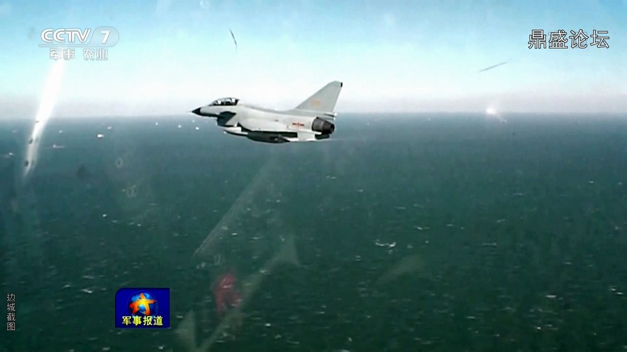 軍事頭條新聞視頻，深度解析最新軍事動(dòng)態(tài)，掌握全球軍情熱點(diǎn)，全球軍事動(dòng)態(tài)解析，最新頭條新聞視頻與熱點(diǎn)軍情深度解讀