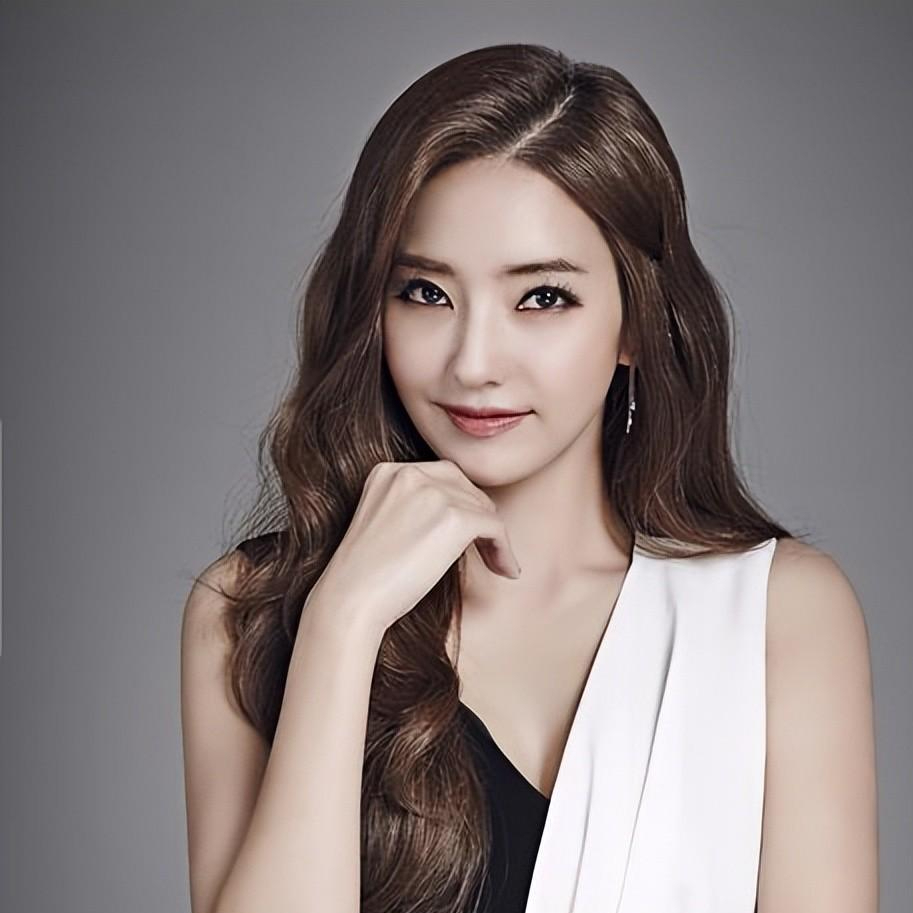 韓國性感女星，璀璨星光下的魅力四射，韓國璀璨女星魅力四射，星光下的性感傳奇