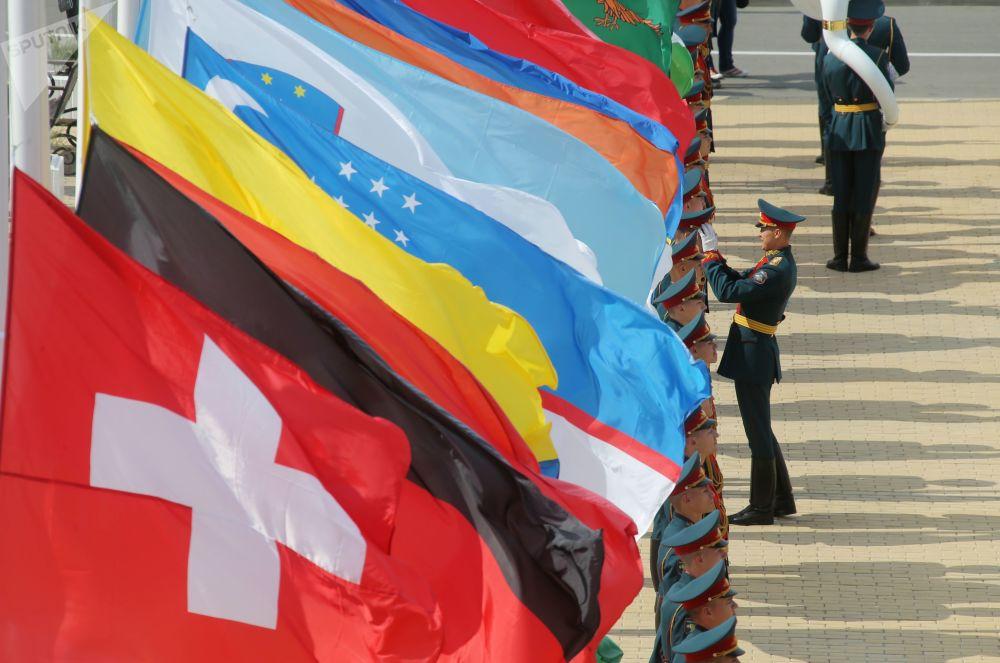 軍事論壇關(guān)閉，背后的原因、影響與展望，軍事論壇關(guān)閉，深層原因、多方影響及未來(lái)展望