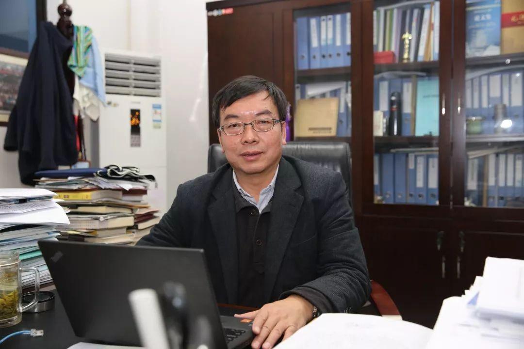 軍事理論論文1500國防