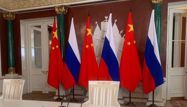 俄羅斯宣布將中國列入重要合作名單，兩國關(guān)系邁入新時(shí)代，中俄關(guān)系邁入新時(shí)代，俄羅斯將中國列入重要合作名單