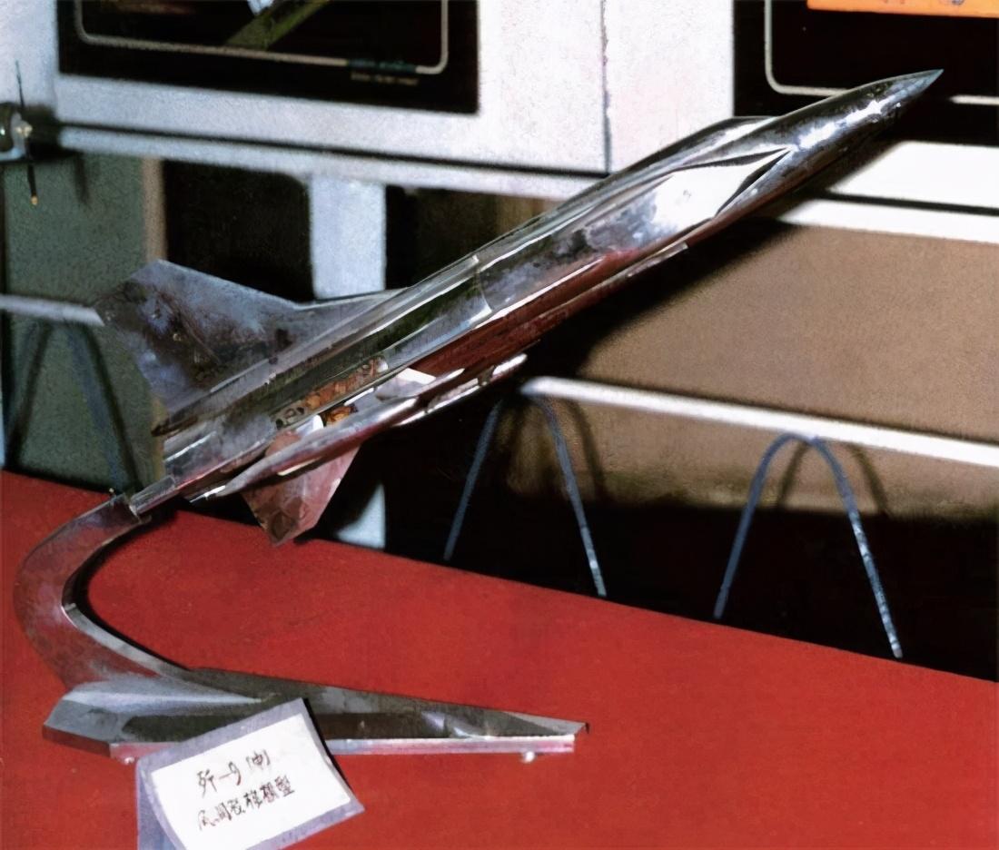 中國(guó)戰(zhàn)機(jī)殲-28震撼問(wèn)世，揭示未來(lái)空中力量的嶄新篇章，中國(guó)殲-28戰(zhàn)機(jī)震撼亮相，開(kāi)啟未來(lái)空中力量的新篇章