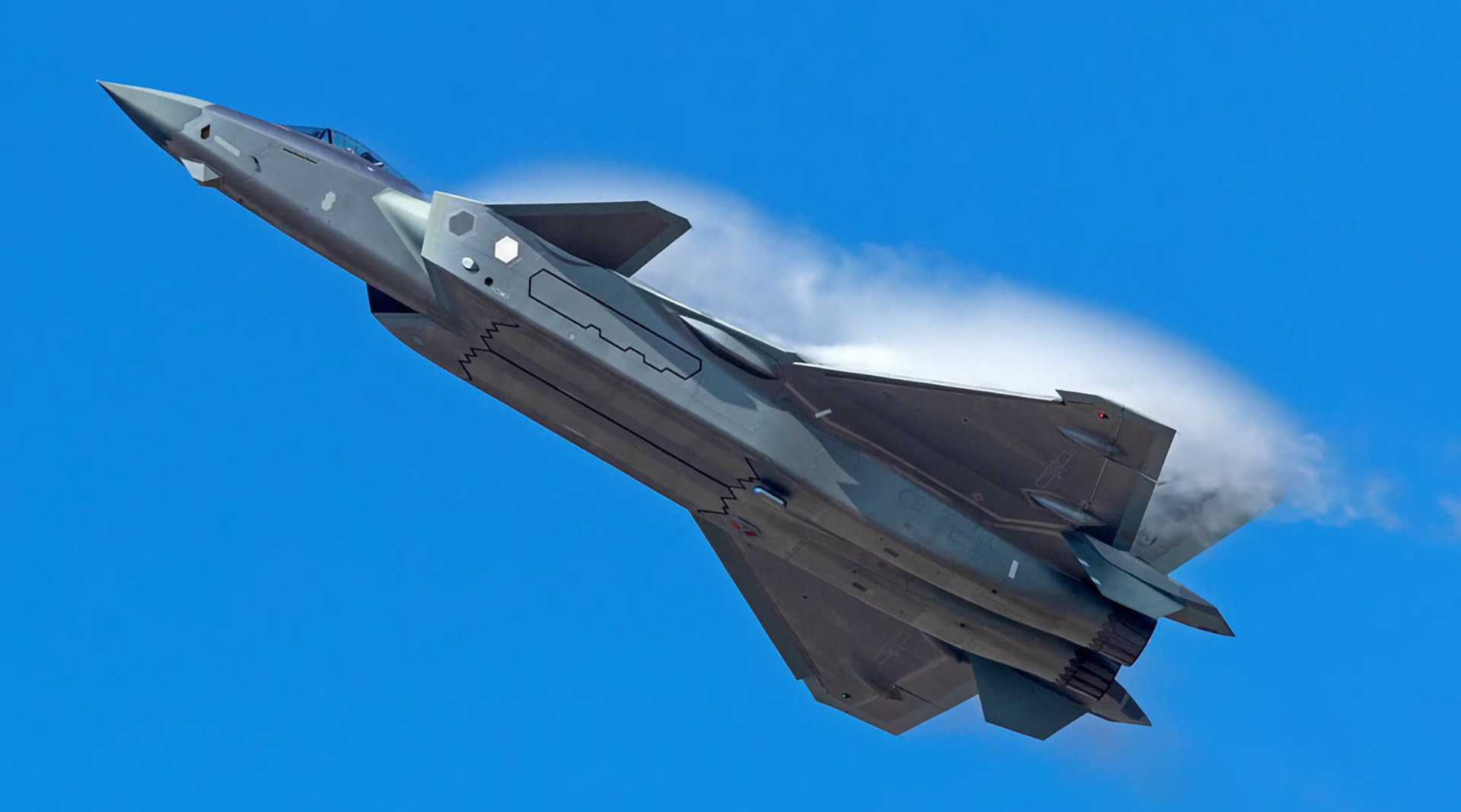 我國最新戰(zhàn)斗機殲-20，技術突破與未來展望，我國殲-20戰(zhàn)斗機的技術突破與未來展望