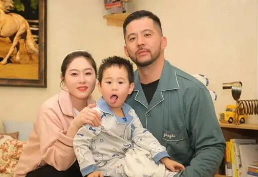 林更新個(gè)人資料簡介及家世背景深度解析，林更新個(gè)人簡介及家世背景深度揭秘