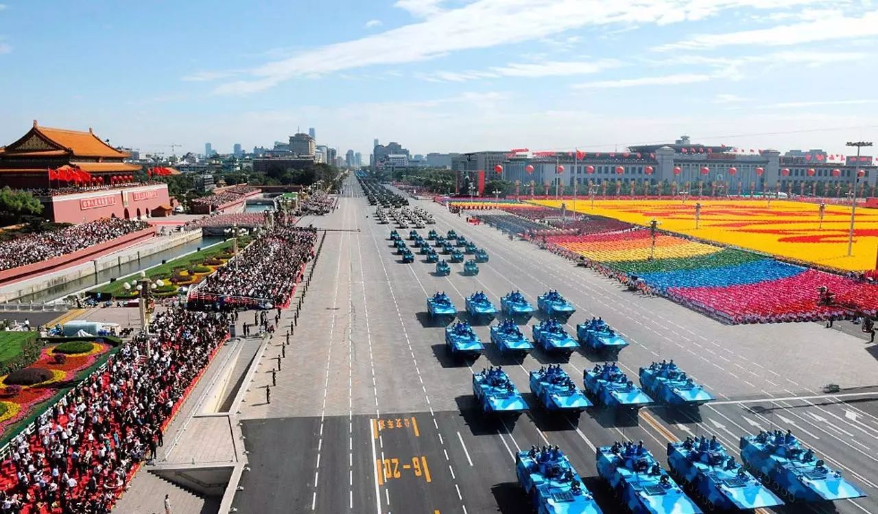 紀(jì)念抗日戰(zhàn)爭(zhēng)勝利七十周年閱兵，回顧歷史，展望未來(lái)，抗日戰(zhàn)爭(zhēng)勝利七十周年閱兵，回顧歷史，展望未來(lái)榮光