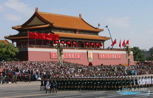 觀看2009年國(guó)慶閱兵視頻完整版，回顧歷史，展望未來(lái)，回顧歷史，展望未來(lái)，觀看國(guó)慶閱兵視頻完整版，感受祖國(guó)強(qiáng)大風(fēng)采