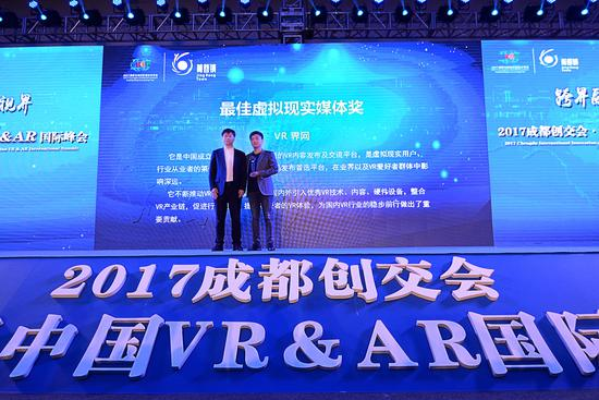 探索國外真實新聞網(wǎng)站，揭示全球最新動態(tài)，探索全球真實新聞網(wǎng)站，揭秘世界最新動態(tài)