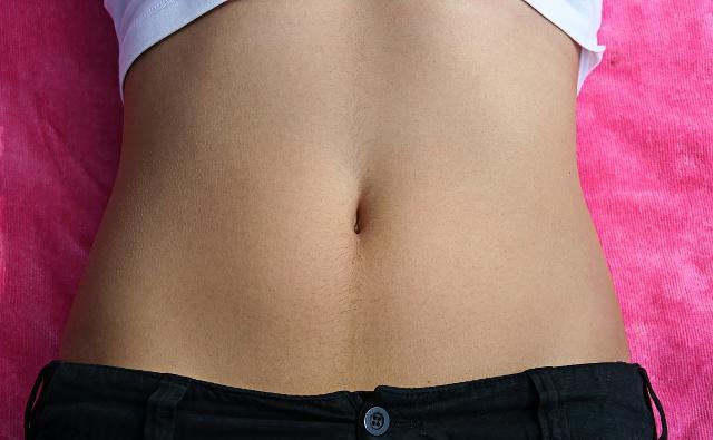 著床成功后內(nèi)褲是否會(huì)很干凈？深度解析與注意事項(xiàng)，著床成功后內(nèi)褲狀態(tài)解析，干凈與否與注意事項(xiàng)深度探討