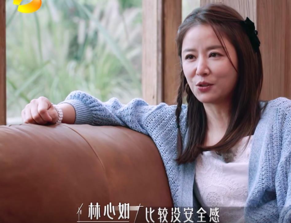 明星大八卦，揭秘娛樂(lè)圈背后的故事，揭秘娛樂(lè)圈背后的故事，明星大八卦揭秘！