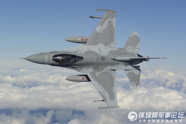F-16戰(zhàn)機(jī)即將參戰(zhàn)，全新時(shí)代的空中霸主再度展翅，F(xiàn)-16戰(zhàn)機(jī)即將參戰(zhàn)，空中霸主再度翱翔天際