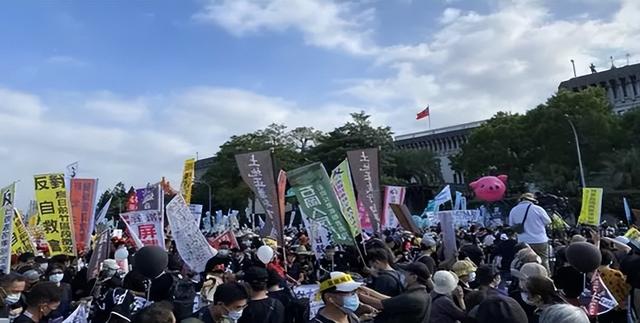 臺(tái)灣最新消息與大陸回臺(tái)動(dòng)態(tài)概覽，臺(tái)灣最新動(dòng)態(tài)概覽，大陸回臺(tái)消息與行動(dòng)概覽