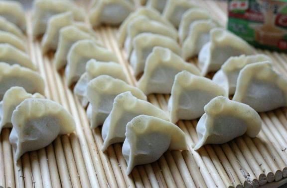 海參的營(yíng)養(yǎng)價(jià)值及其健康益處，海參的營(yíng)養(yǎng)價(jià)值與健康益處解析