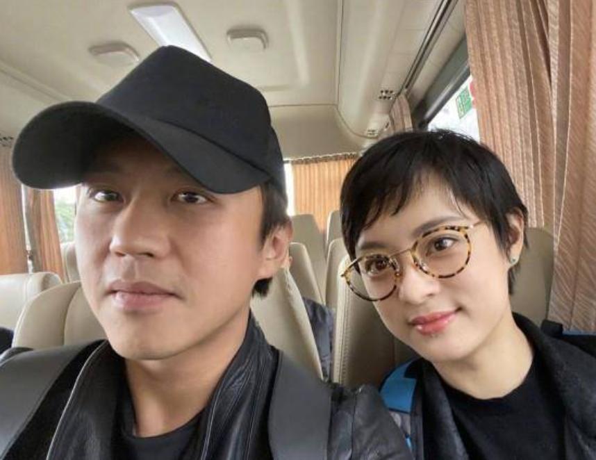 孫儷深夜發(fā)文宣布與鄧超分手，娛樂圈震動，真相究竟如何？，孫儷深夜發(fā)文宣布與鄧超分手，引發(fā)娛樂圈震動，真相揭秘！