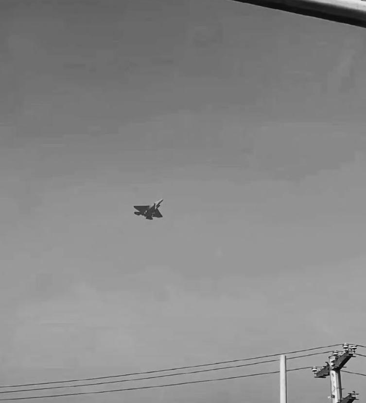 中國海軍的新銳力量，076兩棲攻擊艦，中國海軍新銳力量，076兩棲攻擊艦亮相