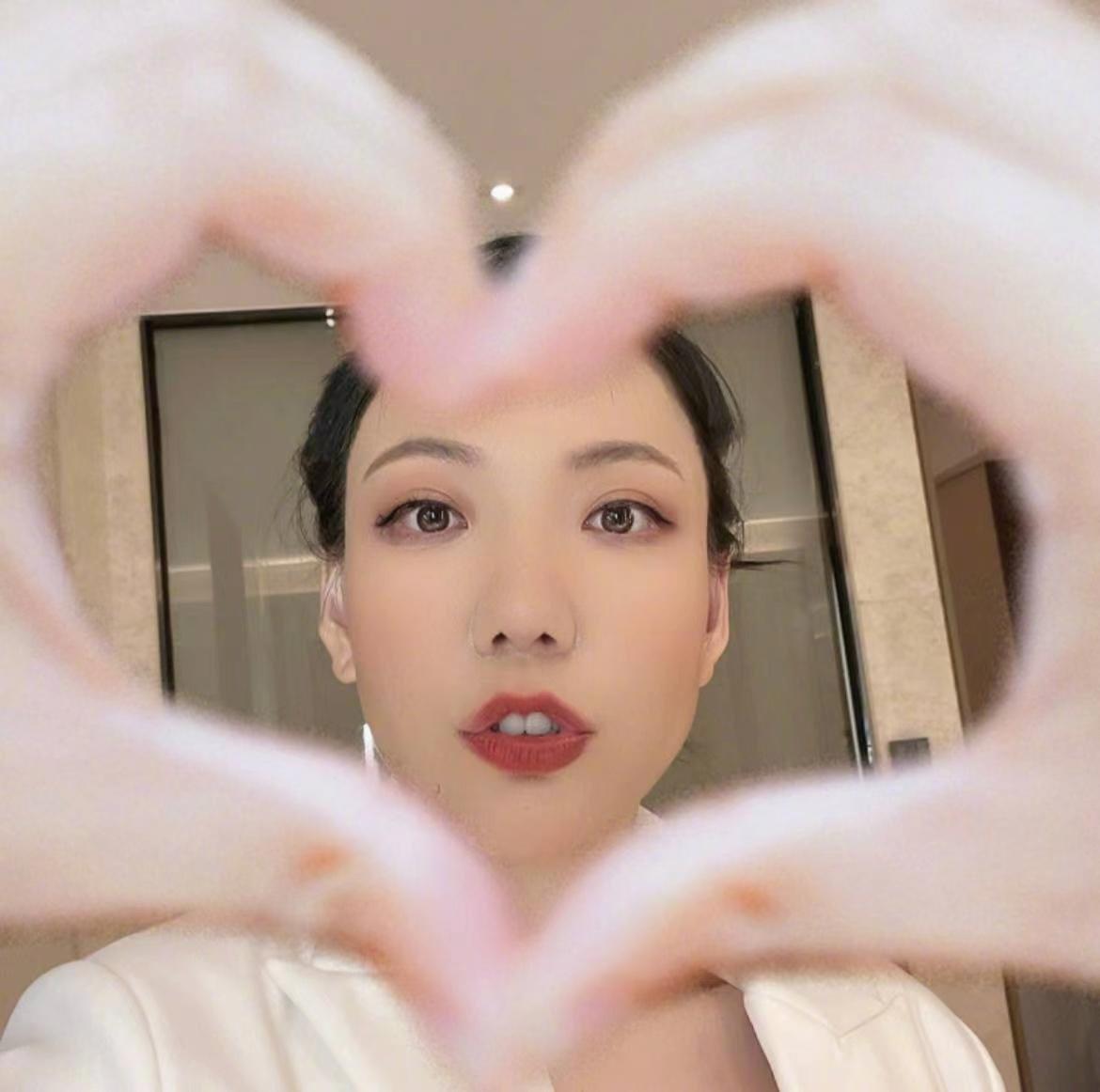 公認(rèn)素顏?zhàn)蠲赖呐餍?，公認(rèn)素顏?zhàn)蠲琅餍前駟谓視? class=