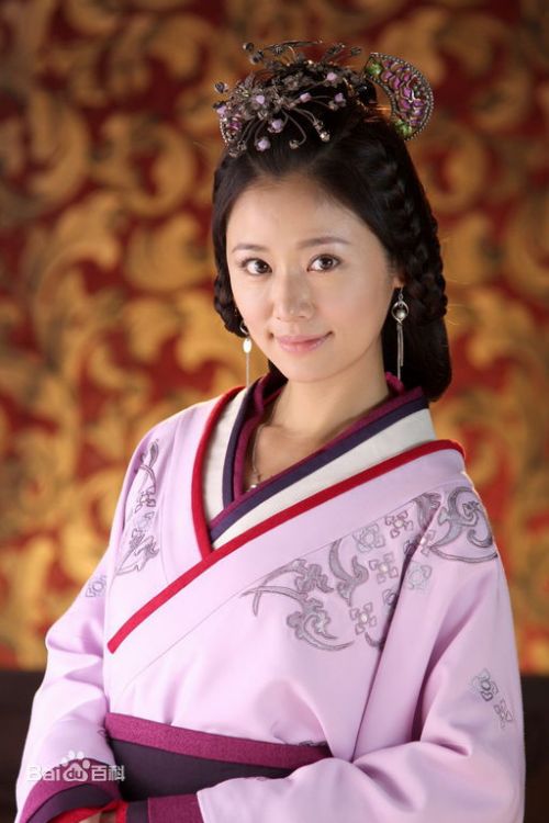 演員林心如個(gè)人資料，深度解析一位影視界的璀璨明星，林心如個(gè)人資料揭秘，影視界的璀璨明星深度解析