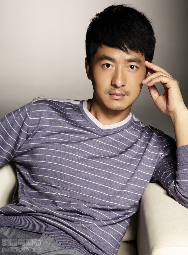 郭曉冬個(gè)人資料及年齡揭秘，一位備受矚目的明星的全方位介紹，郭曉冬個(gè)人資料大揭秘，年齡曝光與全方位明星介紹