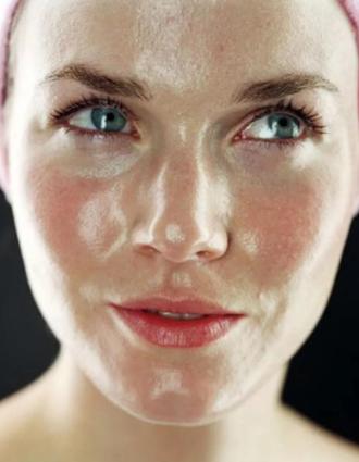 被螨蟲咬的癥狀圖片，了解螨蟲咬傷的表現(xiàn)與應(yīng)對措施，被螨蟲咬傷的癥狀表現(xiàn)及應(yīng)對措施，圖片解析與應(yīng)對策略