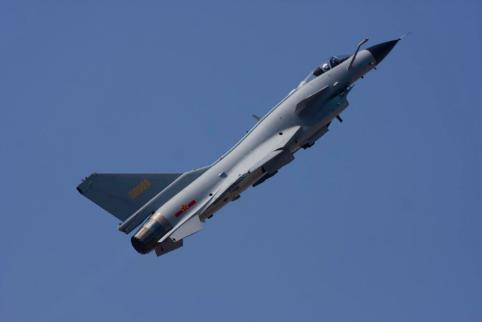 殲10戰(zhàn)斗機(jī)圖片大全，探索中國空軍杰出代表的壯麗風(fēng)采，殲10戰(zhàn)斗機(jī)壯麗風(fēng)采，中國空軍杰出代表的全方位展示圖片大全