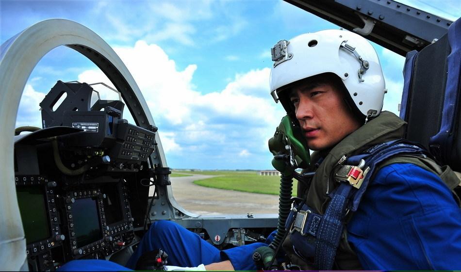 殲十出擊電影免費(fèi)觀看，熱血空戰(zhàn)電影的絕佳體驗(yàn)，殲十出擊電影免費(fèi)觀看，熱血空戰(zhàn)電影的極致體驗(yàn)