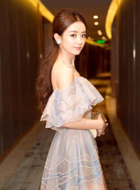 趙麗穎近況，演藝事業(yè)持續(xù)繁榮，多元發(fā)展展現(xiàn)新風采，趙麗穎事業(yè)持續(xù)繁榮，多元發(fā)展展現(xiàn)全新風采