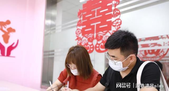 挑戰(zhàn)與機(jī)遇并存