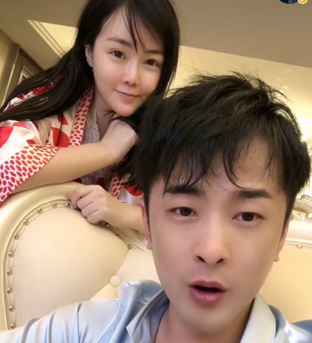 辛巴個人資料，揭秘二婚背后的故事，辛巴個人檔案揭秘，二婚背后的故事浮出水面