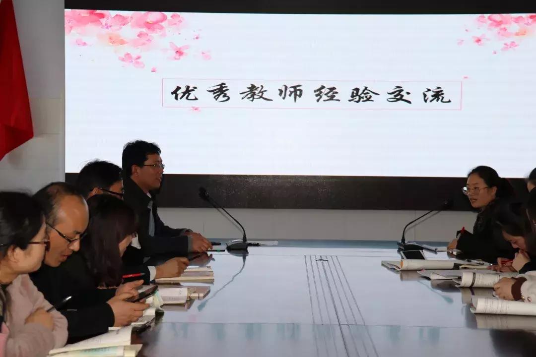 芳草地免費(fèi)資料論壇