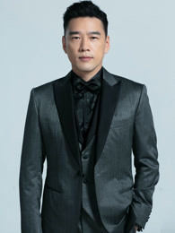 王耀慶個(gè)人資料及現(xiàn)任老婆，深度解析，王耀慶個(gè)人背景及婚姻生活深度解析，揭秘現(xiàn)任妻子之謎