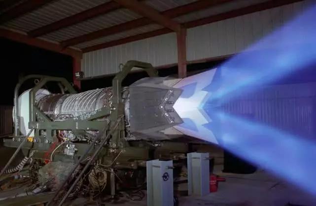 殲-20的空戰(zhàn)能力，面對(duì)三代機(jī)的挑戰(zhàn)，我們能否應(yīng)對(duì)？，殲-20空戰(zhàn)能力面對(duì)三代機(jī)挑戰(zhàn)，能否應(yīng)對(duì)未來(lái)戰(zhàn)場(chǎng)考驗(yàn)？