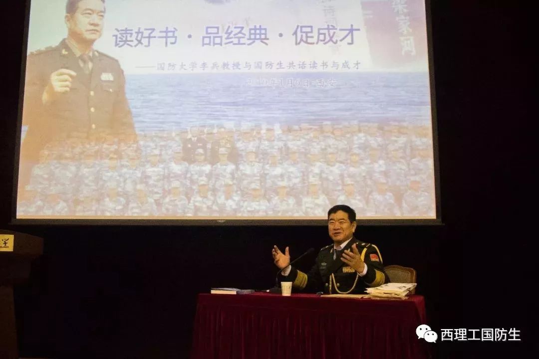 國防大學政委，職責與角色解析，國防大學政委的職責與角色深度解析