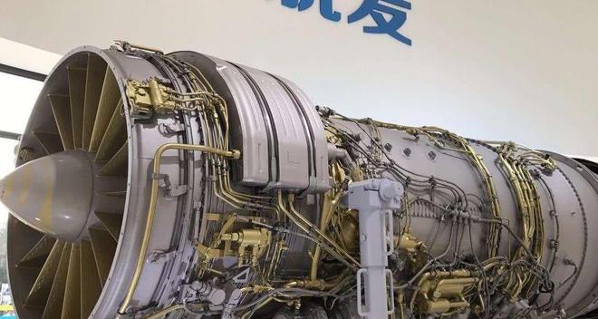 渦扇發(fā)動機壽命，渦扇15高達8000小時的卓越表現(xiàn)，渦扇發(fā)動機壽命揭秘，渦扇15卓越表現(xiàn)可達8000小時
