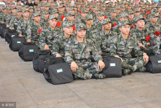關(guān)于當(dāng)兵年齡要求的探討，當(dāng)兵年齡要求的深度探討