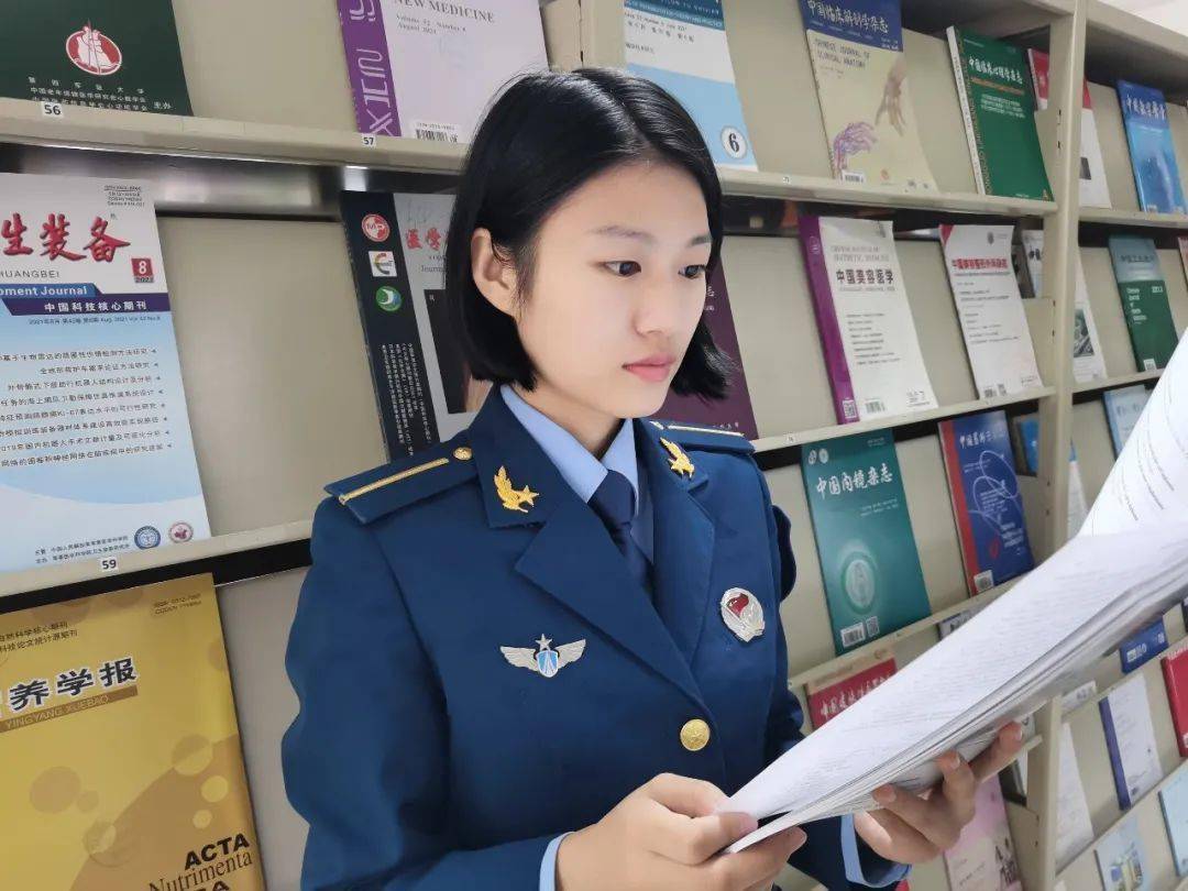 空軍成立75周年主題征文，榮耀與夢(mèng)想的天空之旅，空軍成立75周年征文活動(dòng)，榮耀與夢(mèng)想的天空之旅