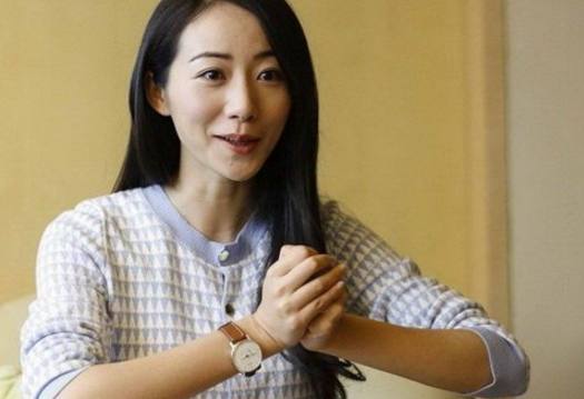 韓雪爺爺?shù)纳矸萁颐?，開國(guó)大將背后的故事，韓雪爺爺身份揭秘，開國(guó)大將的傳奇故事