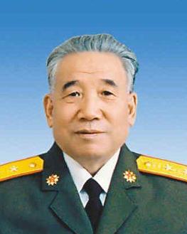 現(xiàn)任南京軍區(qū)司令員，領(lǐng)導(dǎo)力與戰(zhàn)略視野的展現(xiàn)