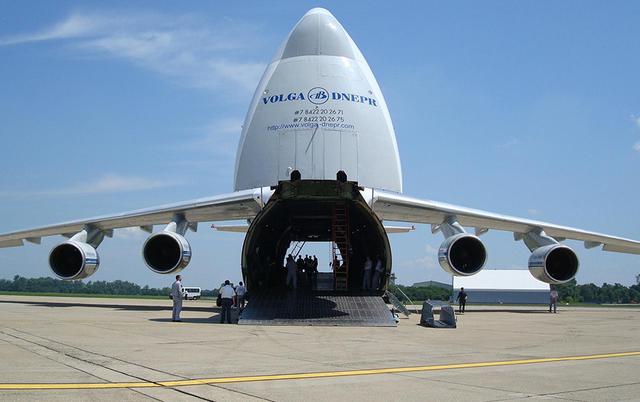 安-38運(yùn)輸機(jī)，探索其歷史、特點(diǎn)與重要性，安-38運(yùn)輸機(jī)的歷史、特點(diǎn)與重要性探索