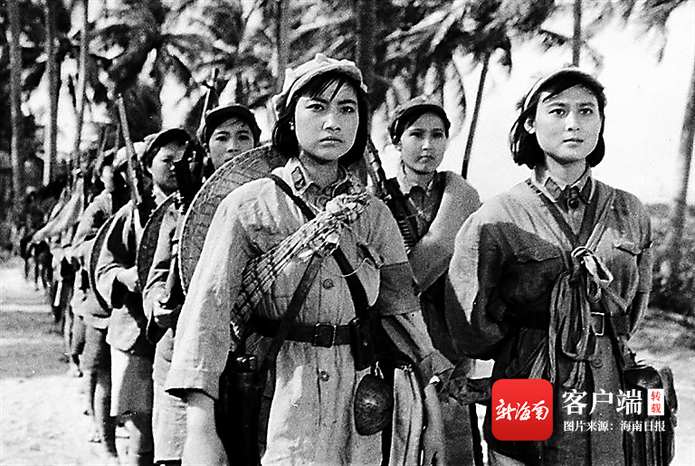 海南島戰(zhàn)役電影播放，重溫歷史，再現(xiàn)英勇瞬間，海南島戰(zhàn)役電影重溫，英勇瞬間的歷史再現(xiàn)