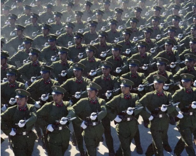 前蘇聯(lián)最霸氣閱兵視頻，歷史視角下的震撼呈現(xiàn)，前蘇聯(lián)最霸氣閱兵視頻，歷史視角下的震撼展現(xiàn)