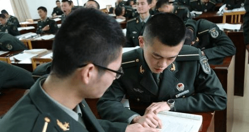 不限視力的軍校及專業(yè)，探索多元化的軍事教育機(jī)會，不限視力的軍校與專業(yè)多元軍事教育機(jī)會探索