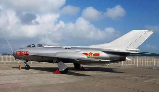 殲6戰(zhàn)斗機(jī)視頻，歷史、技術(shù)特點與現(xiàn)代價值，殲6戰(zhàn)斗機(jī)，歷史、技術(shù)特點與現(xiàn)代價值的深度解析