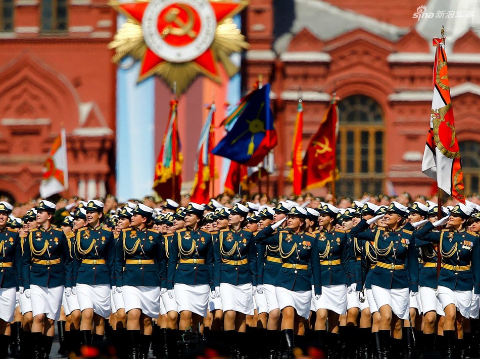 國(guó)慶閱兵最漂亮女兵的風(fēng)采，國(guó)慶閱兵最美女兵風(fēng)采驚艷全場(chǎng)