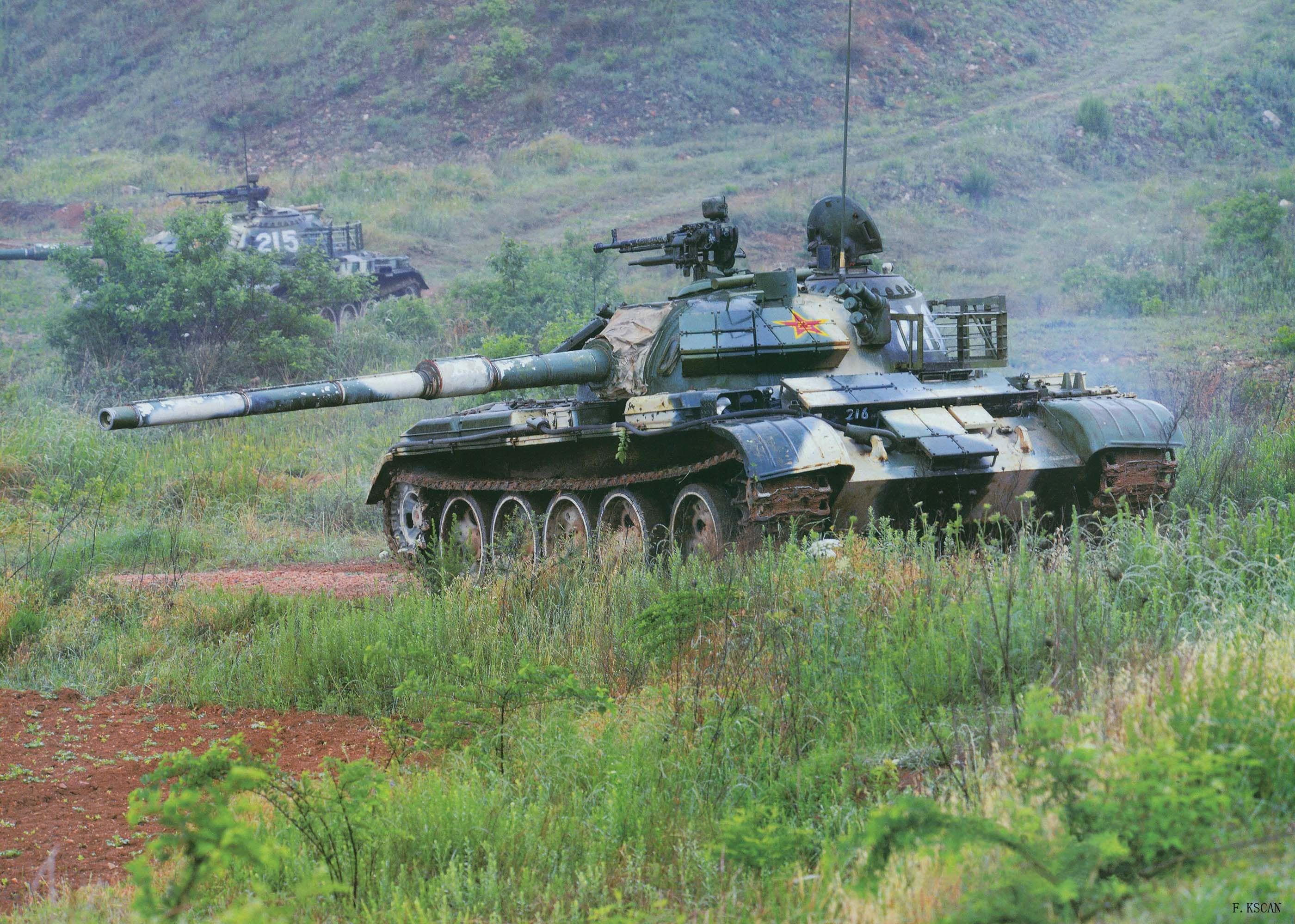 中國現(xiàn)役主戰(zhàn)坦克，技術(shù)革新與國防力量提升的關(guān)鍵支柱，中國主戰(zhàn)坦克的技術(shù)革新，國防力量的核心支柱與關(guān)鍵驅(qū)動力