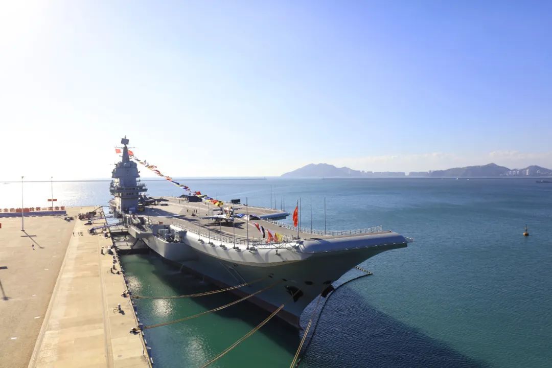 山東艦高清圖片展示，探索中國海軍新里程碑的壯麗瞬間，山東艦高清圖片展示，中國海軍新里程碑的壯麗瞬間探索