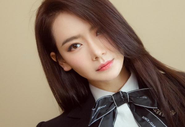 演員戚薇個人資料，揭秘璀璨星途背后的故事，戚薇，星途背后的璀璨人生揭秘