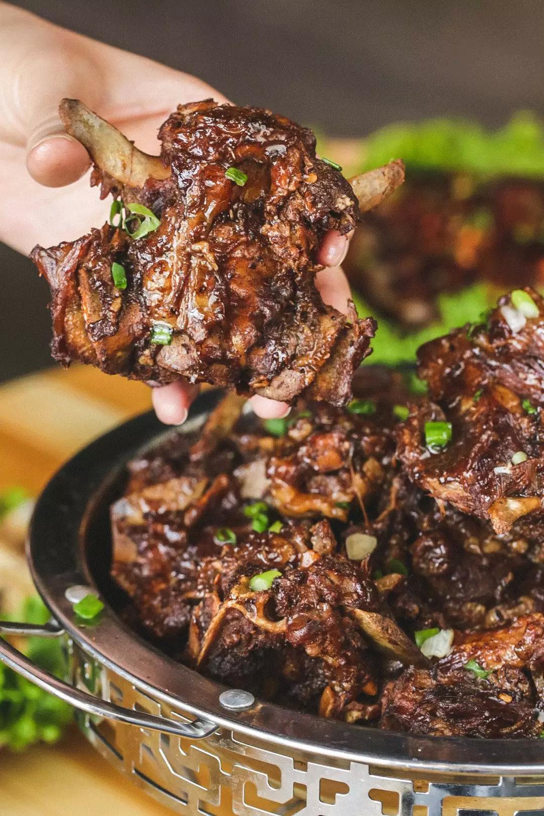 王中王一肖四碼中特，揭秘彩票背后的秘密，揭秘彩票背后的秘密，王中王一肖四碼中特解析