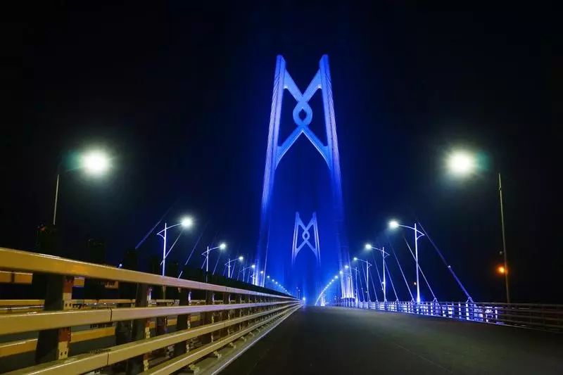 新澳商場今晚9點(diǎn)30分的開門情況解析，新澳商場晚間開門情況深度解析，九點(diǎn)三十分現(xiàn)場紀(jì)實(shí)