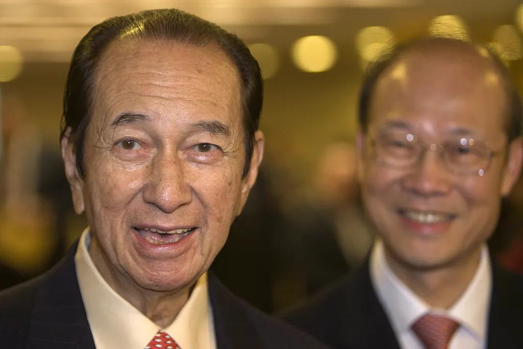 新澳門(mén)掛牌正版掛牌完整版，全面解析與深度探索，澳門(mén)正版掛牌全面解析與深度探索指南